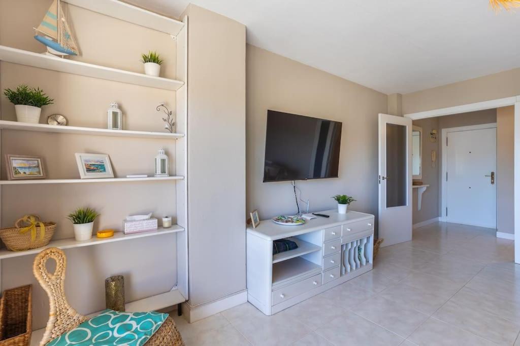 Apto. Brisa Marina Piscina+parking A 5' Del Arenal Appartement *