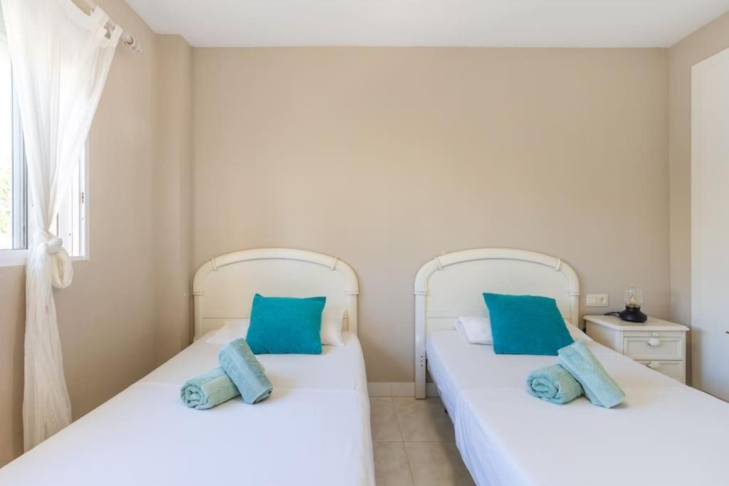 Apto. Brisa Marina Piscina+parking A 5' Del Arenal Appartement Platja de Larenal